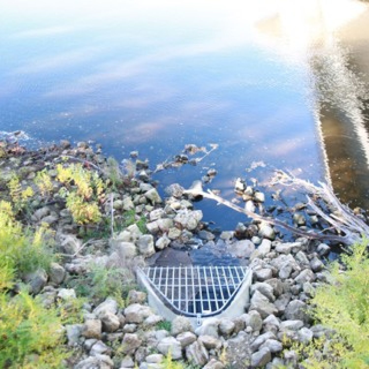 Pond inlet pipe